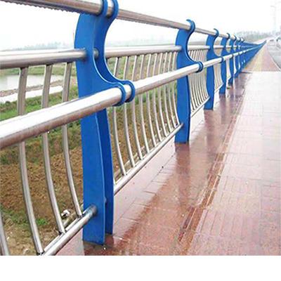 上海道路、橋梁不銹鋼復(fù)合管
